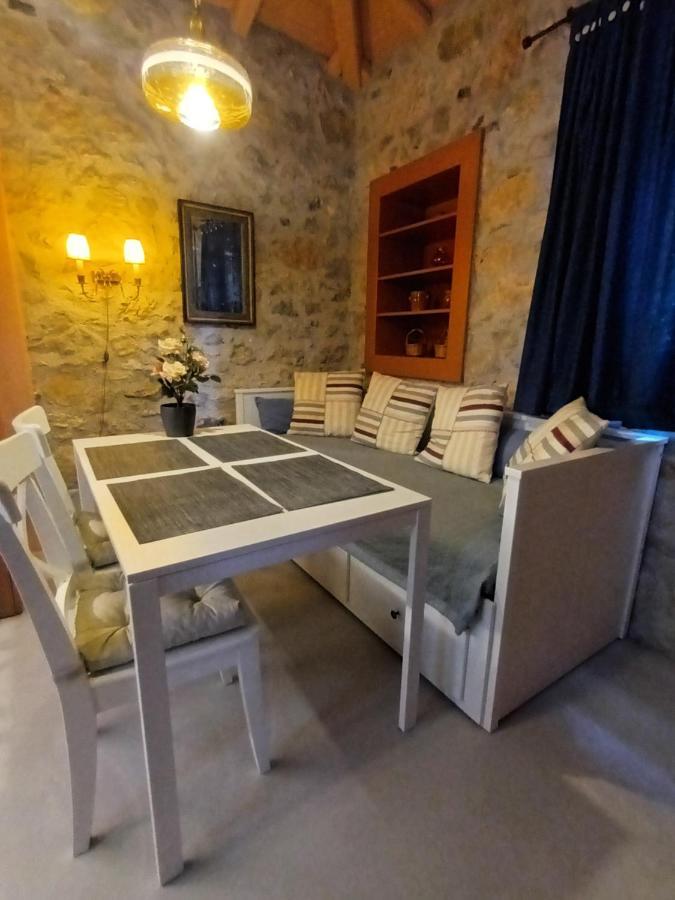 Apartment Rustico Epidaurus Екстер'єр фото