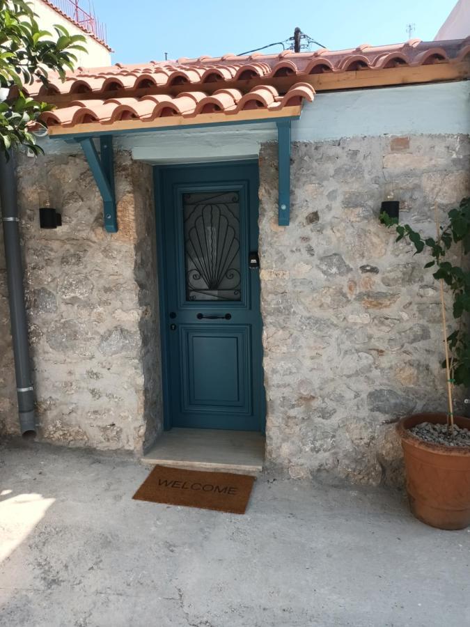 Apartment Rustico Epidaurus Екстер'єр фото